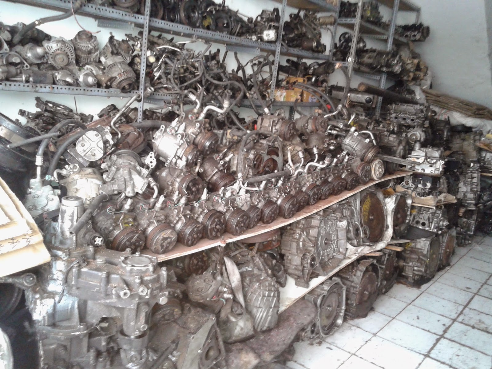 Sparepart mobil bekas, sparepart mobil copotan, part part mobil bekas